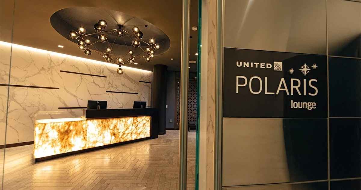 United Polaris lounge